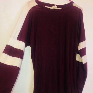 MAROON VICTORIA SECRET PULL OVER